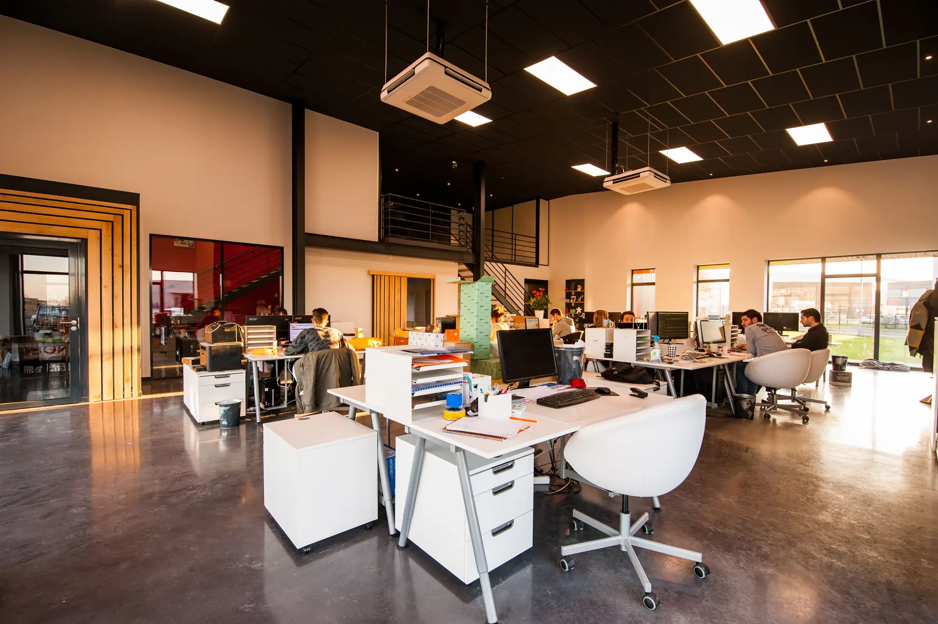 Modernes Büro der Digitalagentur Ashfieldagency in Berlin